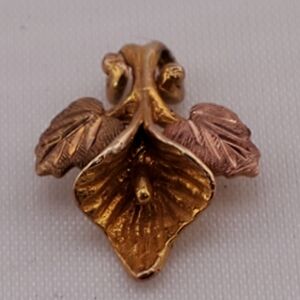 10k Black Hills Gold Pendant